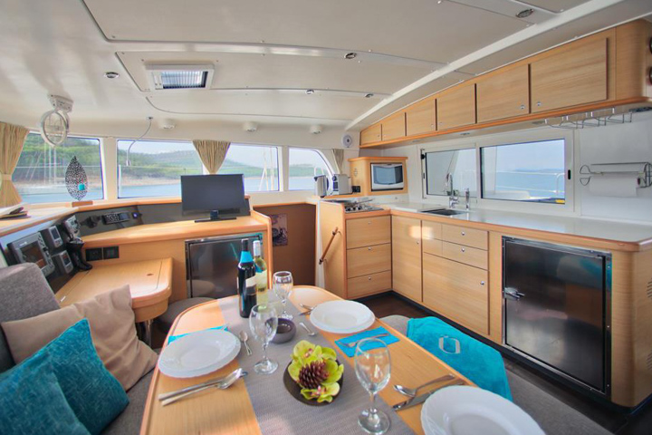 Catamaran 44