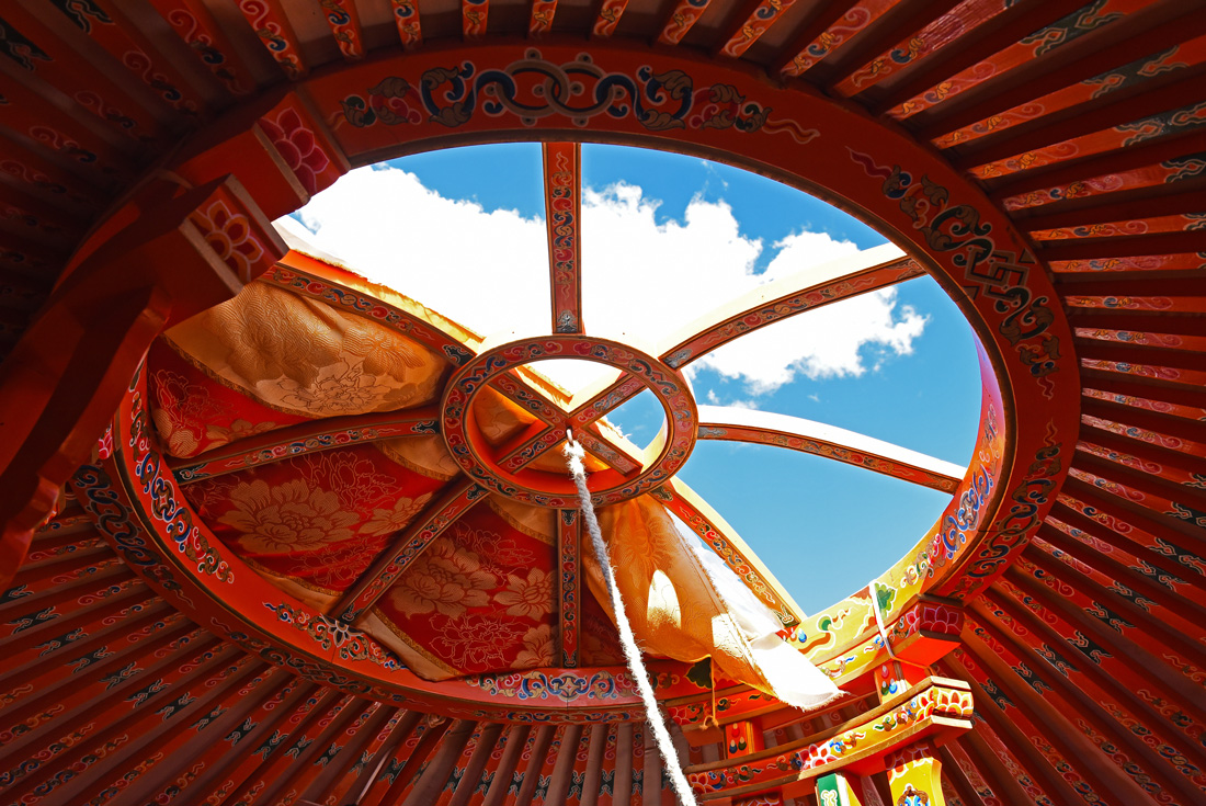 Peregrine Adventures mongolia sky seen from yurt